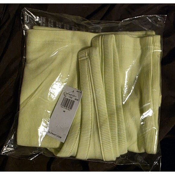 Old Navy Womens LG YELLOW  Cropped Rib Knit Tank Top Stretch Sleeveless NWT - Picture 3 of 3